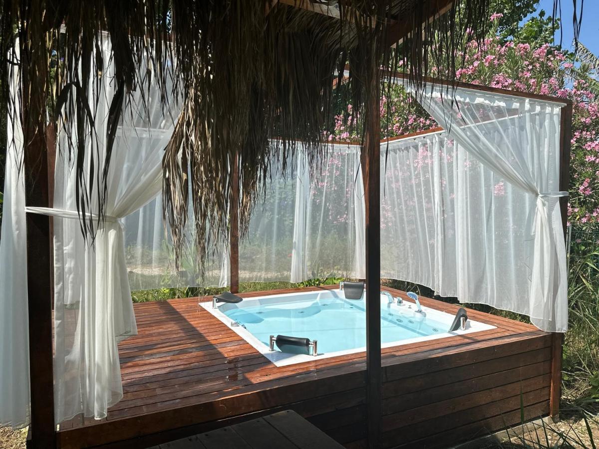 Kiris Garden Hotel 凯梅尔 外观 照片