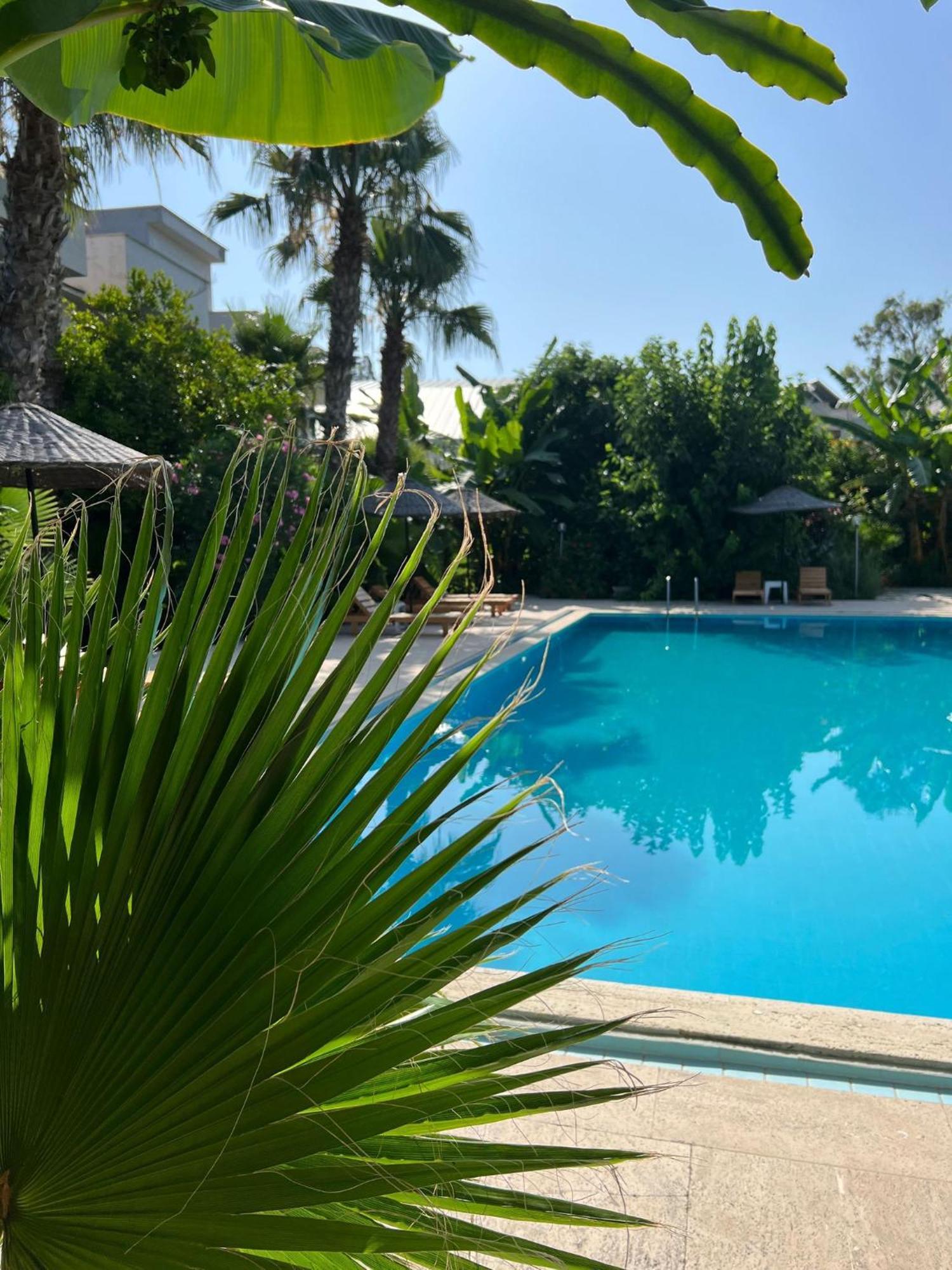 Kiris Garden Hotel 凯梅尔 外观 照片