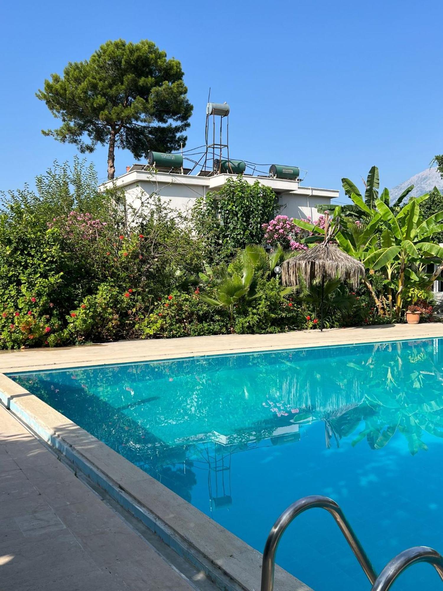 Kiris Garden Hotel 凯梅尔 外观 照片