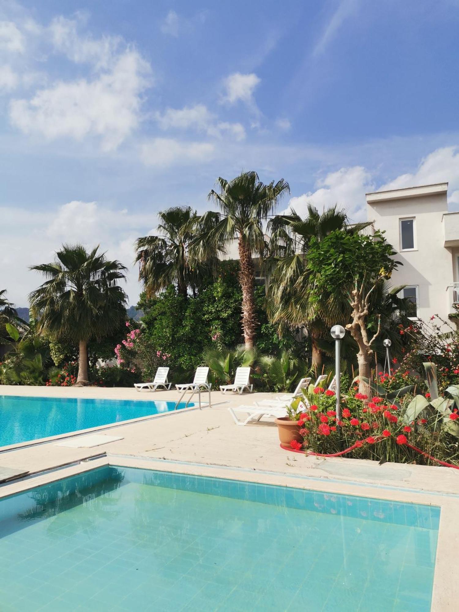 Kiris Garden Hotel 凯梅尔 外观 照片